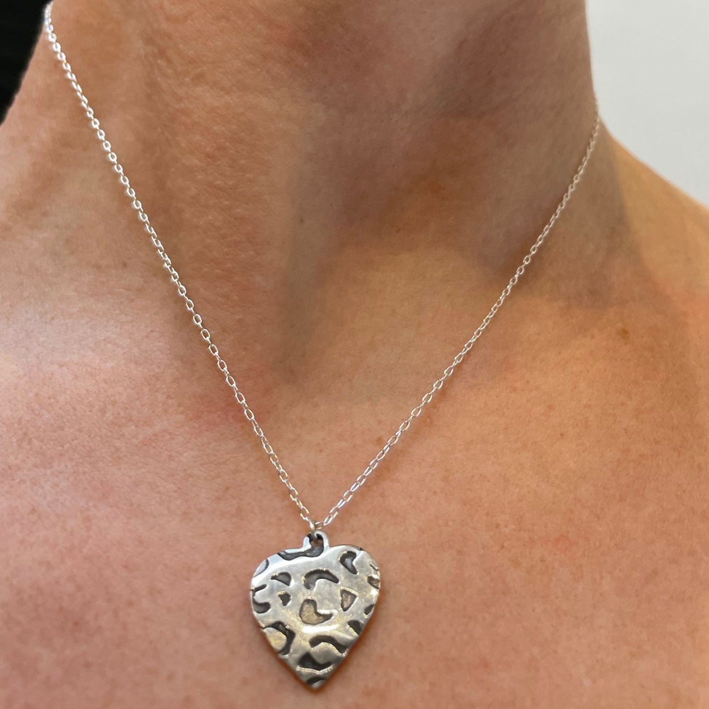 Leopard, heart, necklace, silver